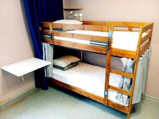 Хостел Британия Уфа 6- местный Общий номер (нижние места)-1