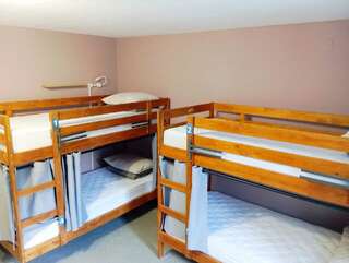 Хостел Британия Уфа 6- местный Общий номер (нижние места)-3