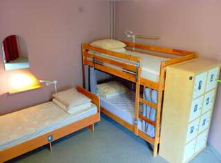 Хостел Британия Уфа 6-местный Общий номер (нижние места)-4